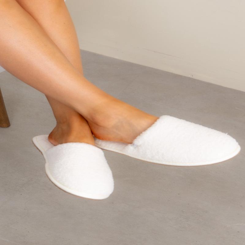 Barefoot Dreams Cozychic Unisex Slipper