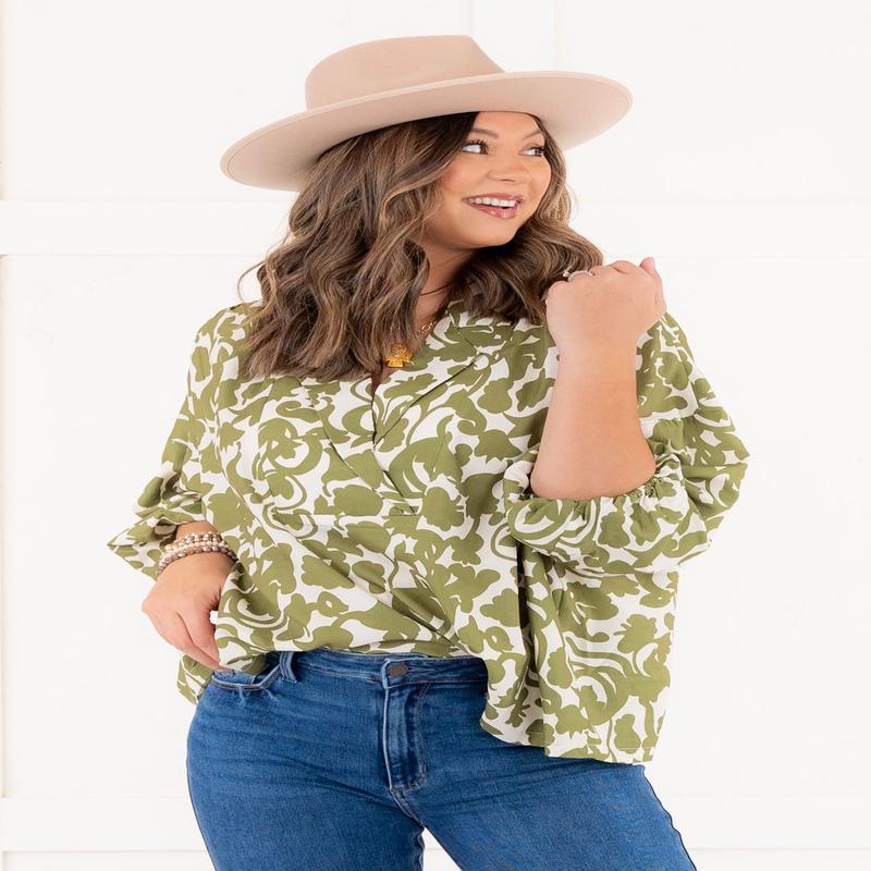 Captured Moments Top - FINAL SALE