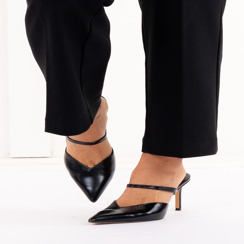 Kanika Crinkle Patent Heel - Midnight | Dolce Vita - FINAL SALE