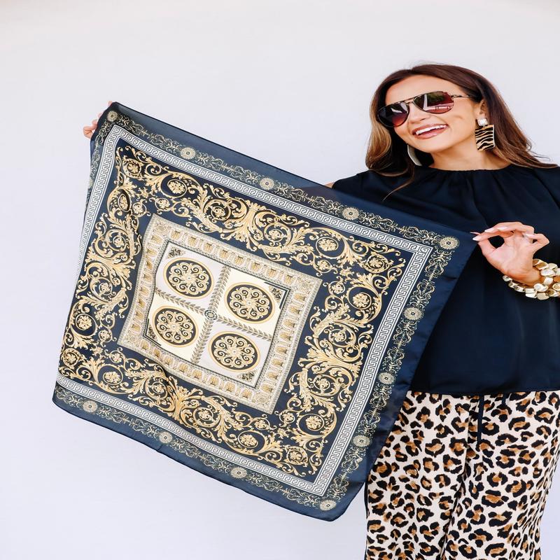 Luxurious Feeling Black Scarf