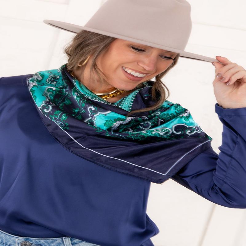 Record High Scarf - Navy/Green