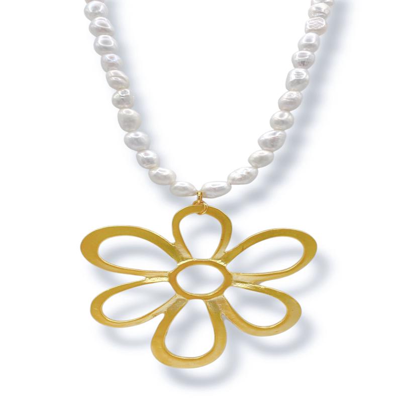 FINAL SALE Virtue Daisy Charm Pearl Necklace