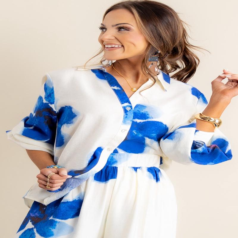 Flirty Feeling Floral Printed Royal Blouse