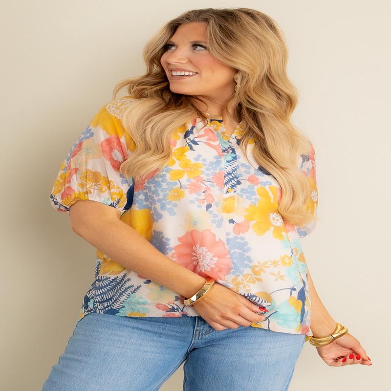 Walk With Me Floral Short Sleeve Top In Honey Mix