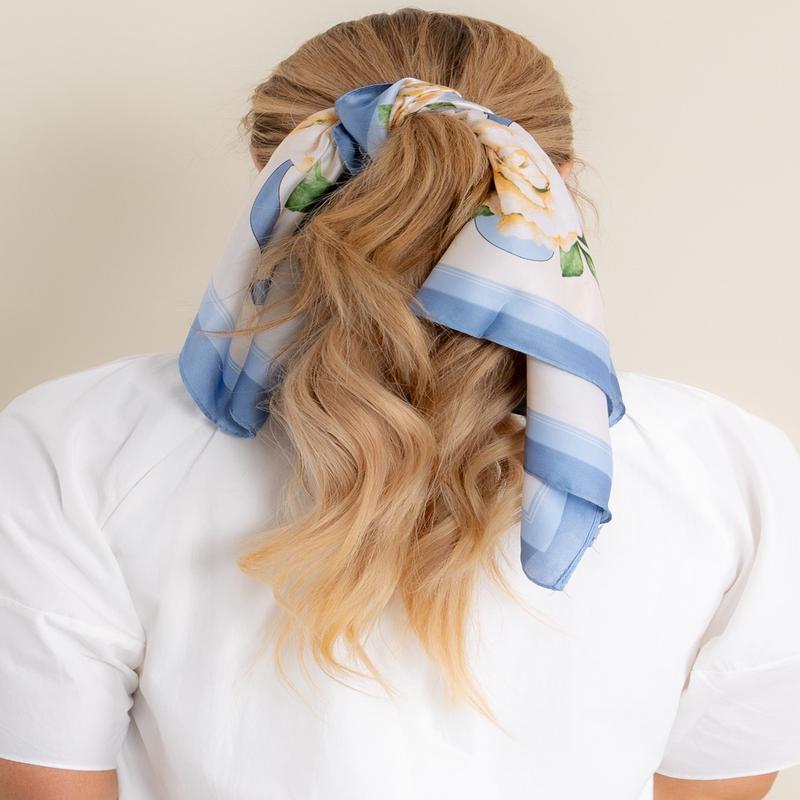 Willow Flower & Belt Print Scarf