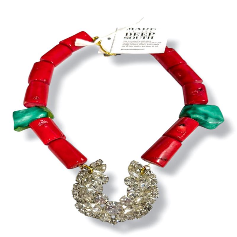 Made In The Deep South 1960s Coral Beaded Necklace