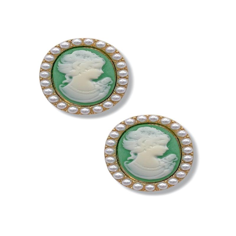 Sophia Stud Earrings *Final Sale*