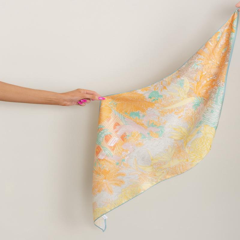 Extra Touch Yellow Diamond Shape Scarf