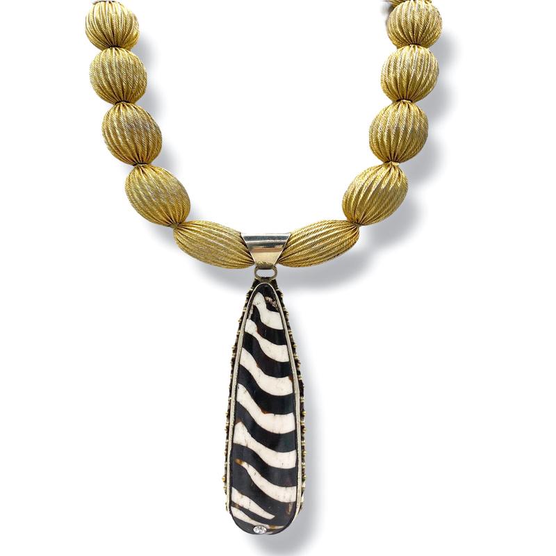 Made In The Deep South 1970s Bone Pendant Necklace