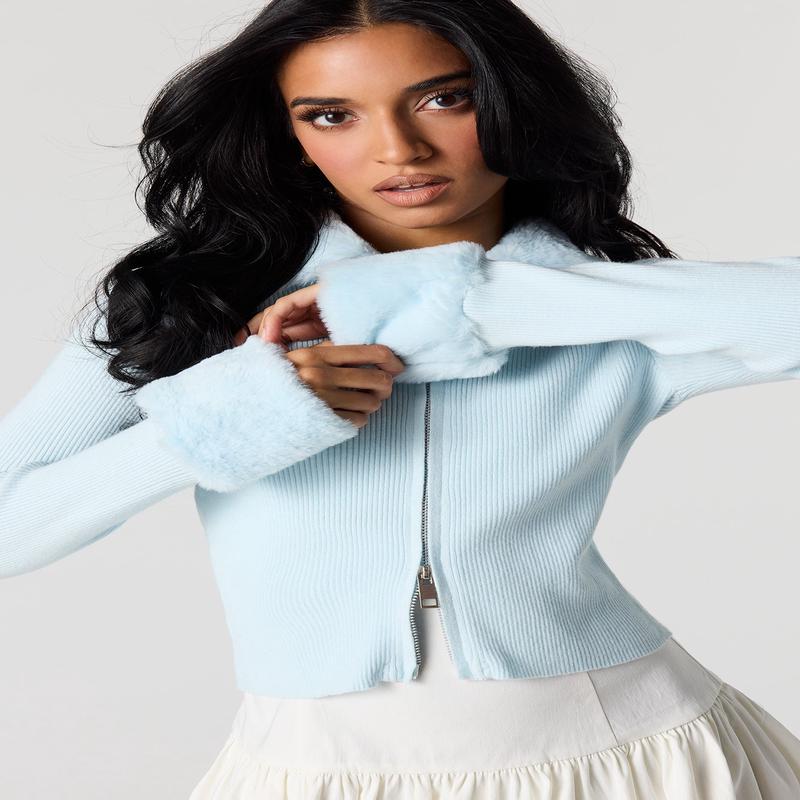 Faux Fur Collared Zip-Up Sweater