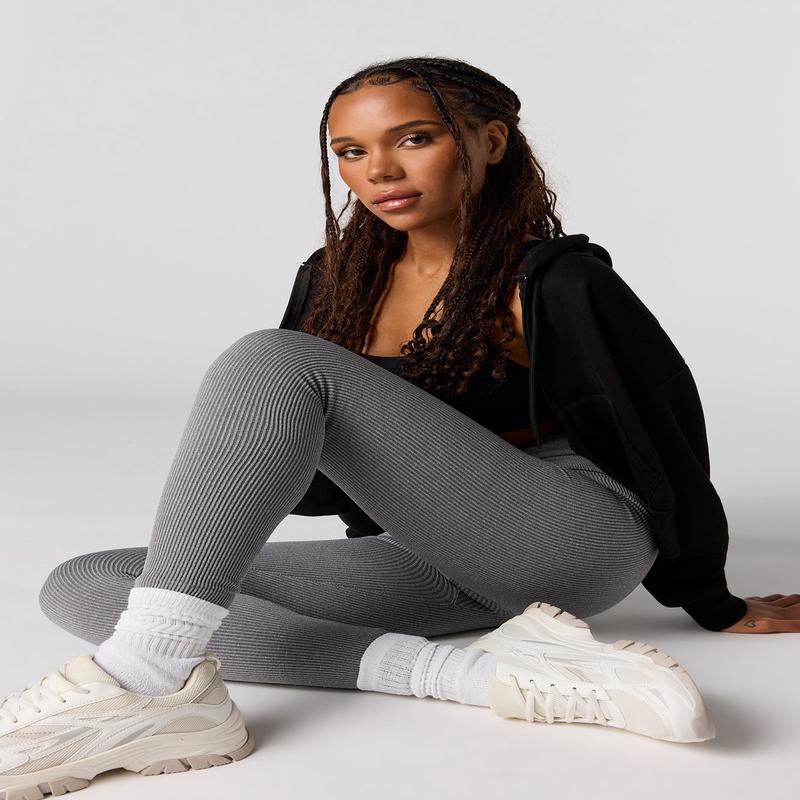 Seamless High-Rise Ribbed Legging