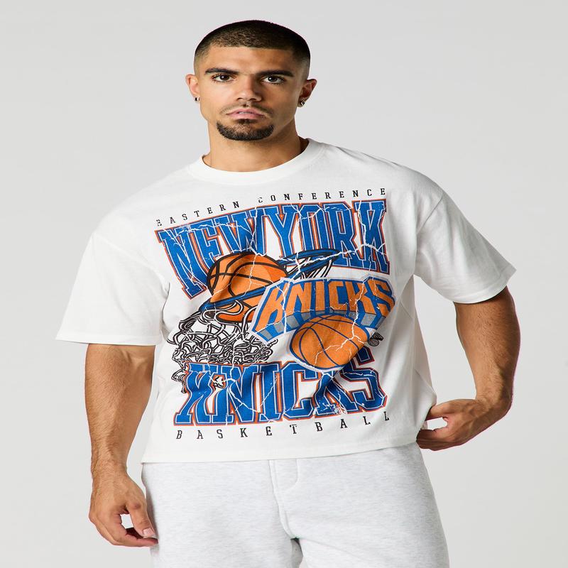 New York Knicks Graphic T-Shirt