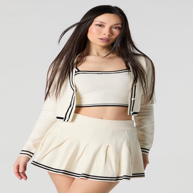 Cardigan court avec lisr en tricot ray