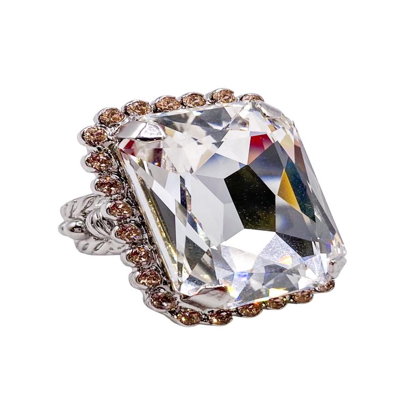 Luxurious Emerald Cut Ring - Silver Snow Bunny | Sorrelli