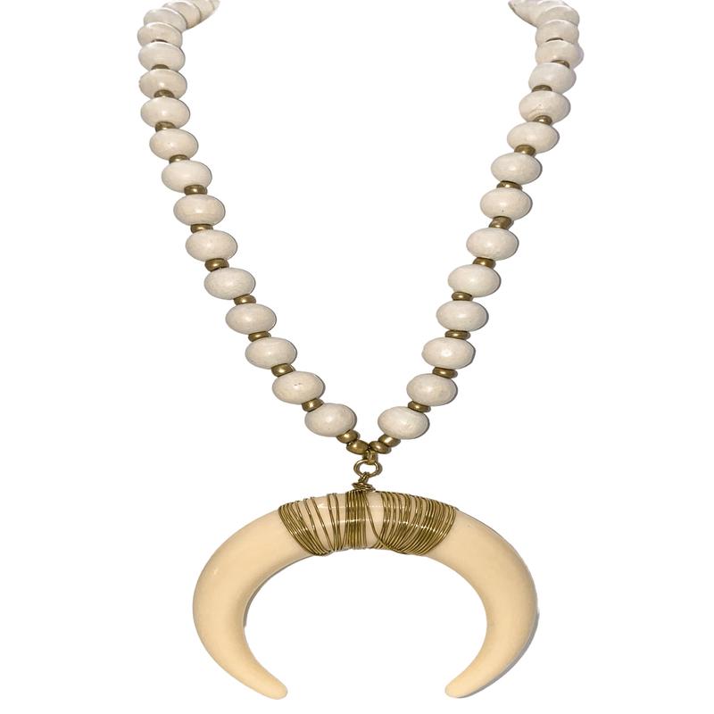 Stock Yard Necklace - White/Ivory
