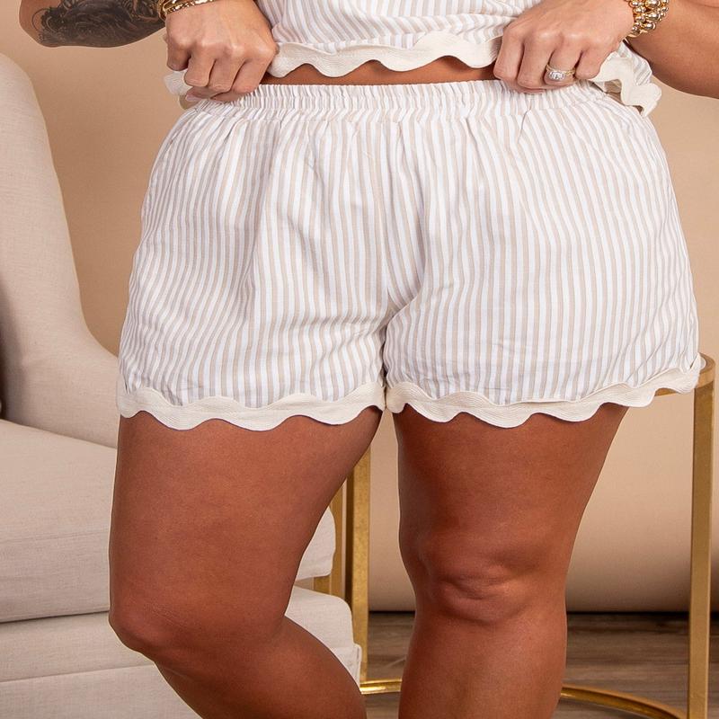 Walk On The Beach Short - FINAL SALE