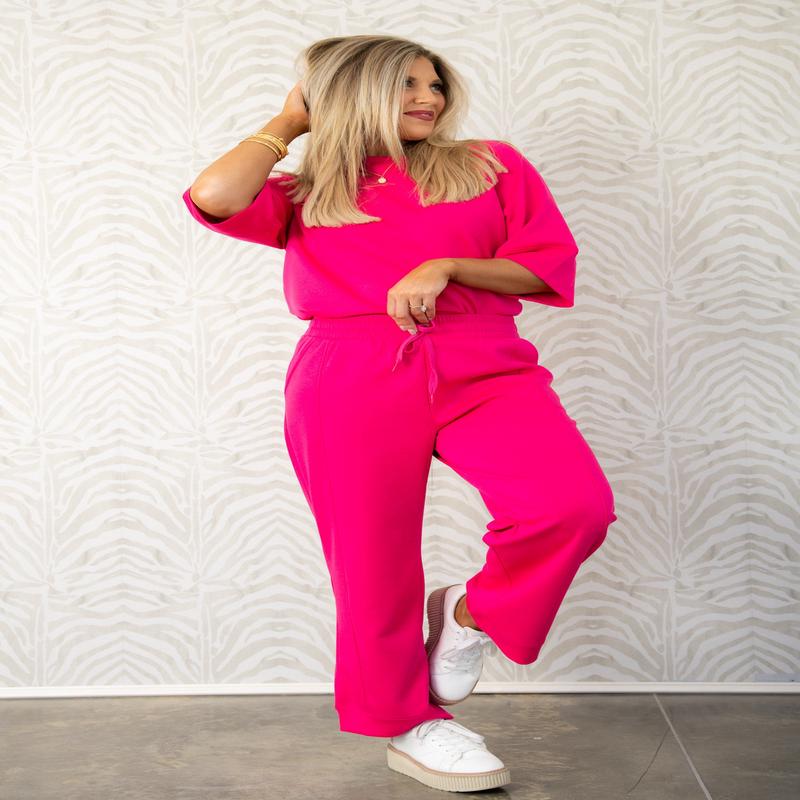 Kellie Scuba Hot Pink Short Sleeve Pullover