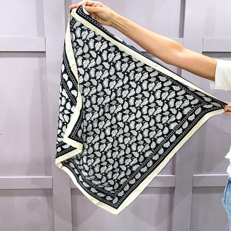 UnderCover Scarf - Black