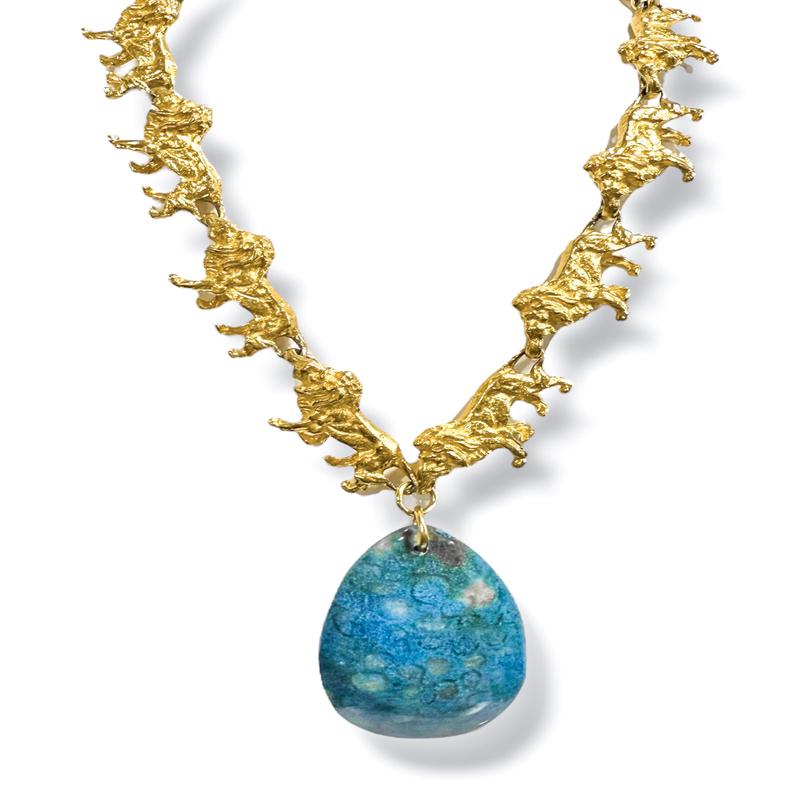 Made in the Deep South 1970s Coral Agate Stone 1970s Lion Necklace