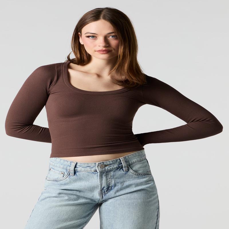 Seamless Ribbed Scoop Neck Top