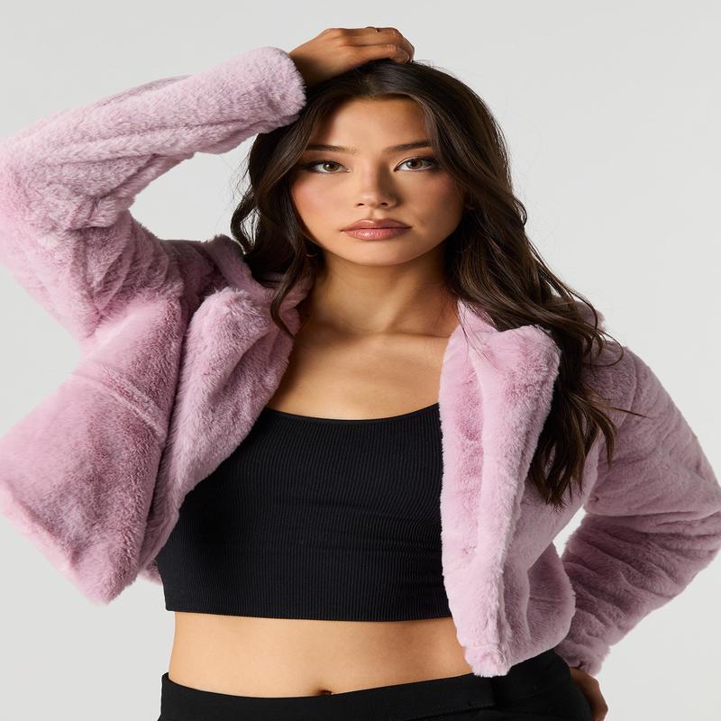 Blouson court en similifourrure