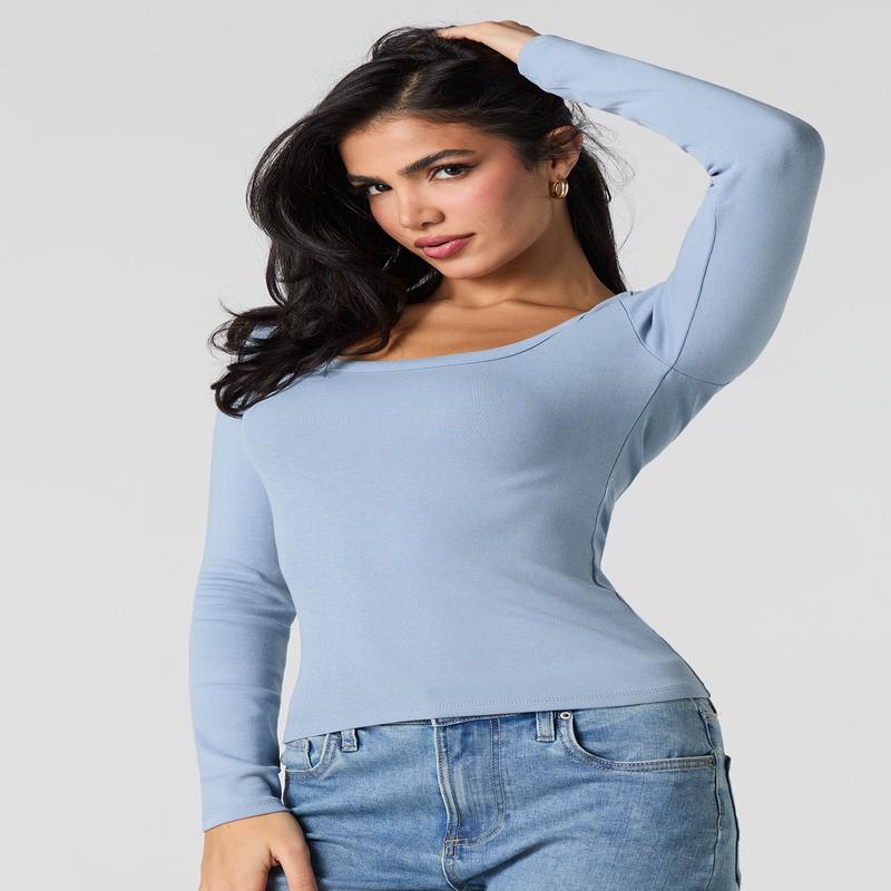 Haut  encolure ronde et manche longue