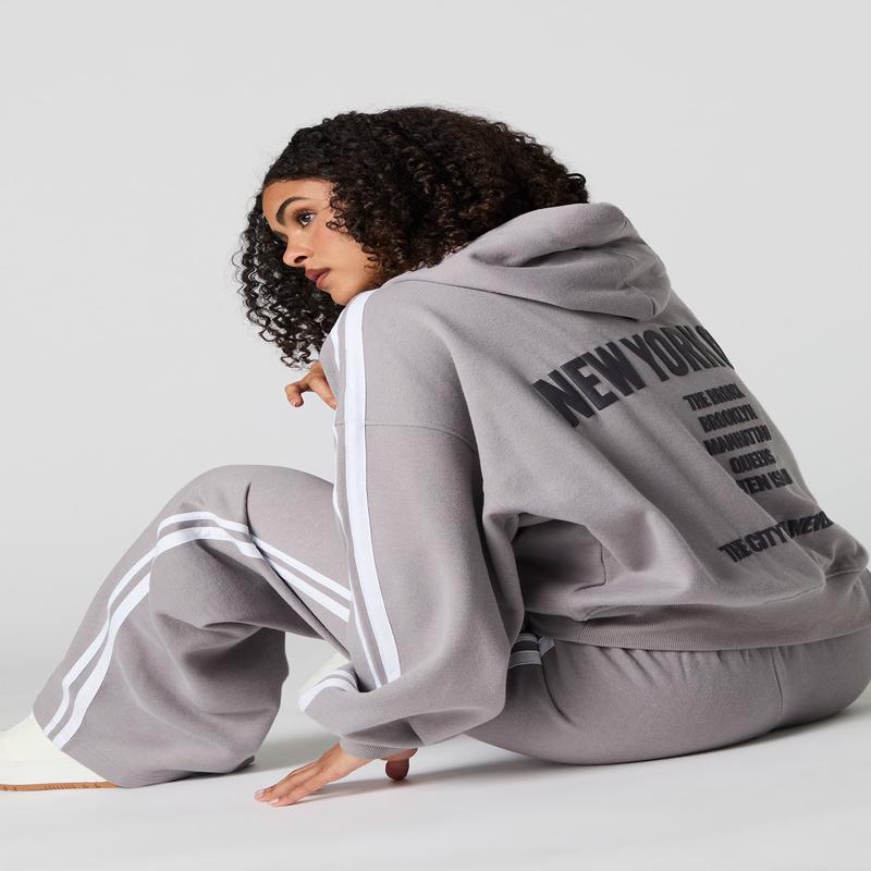 Haut  capuchon en molleton  imprim City