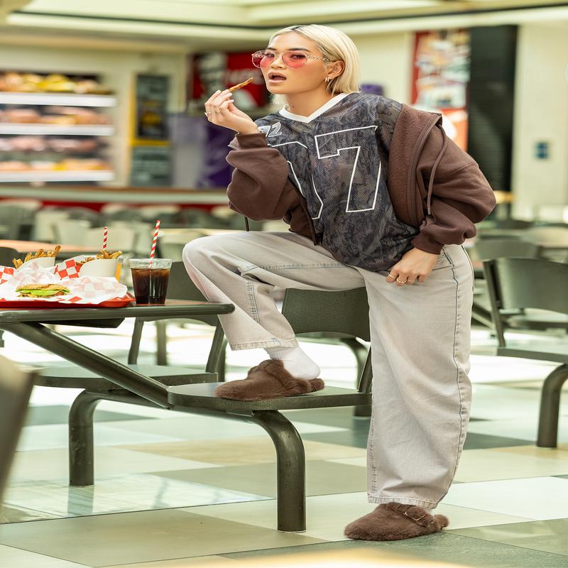 Low Rise Balloon Leg Jean