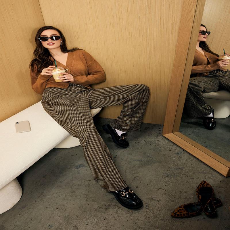 Houndstooth Wide Leg Dress Pant