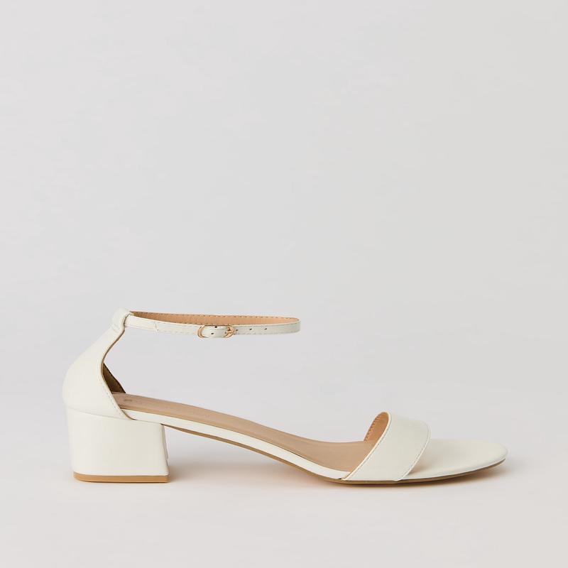 Sandales  talon bloc et bride  la cheville