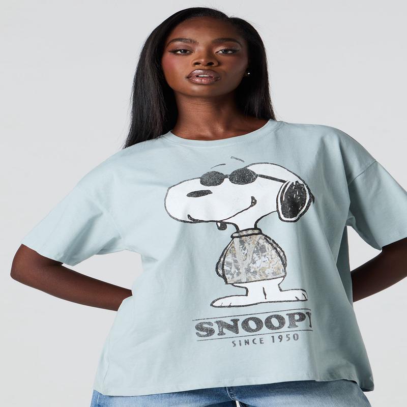 Snoopy Graphic Boyfriend T-Shirt