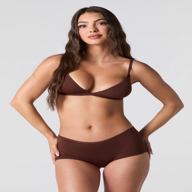 Ensemble avec bralette triangulaire et culotte garonne