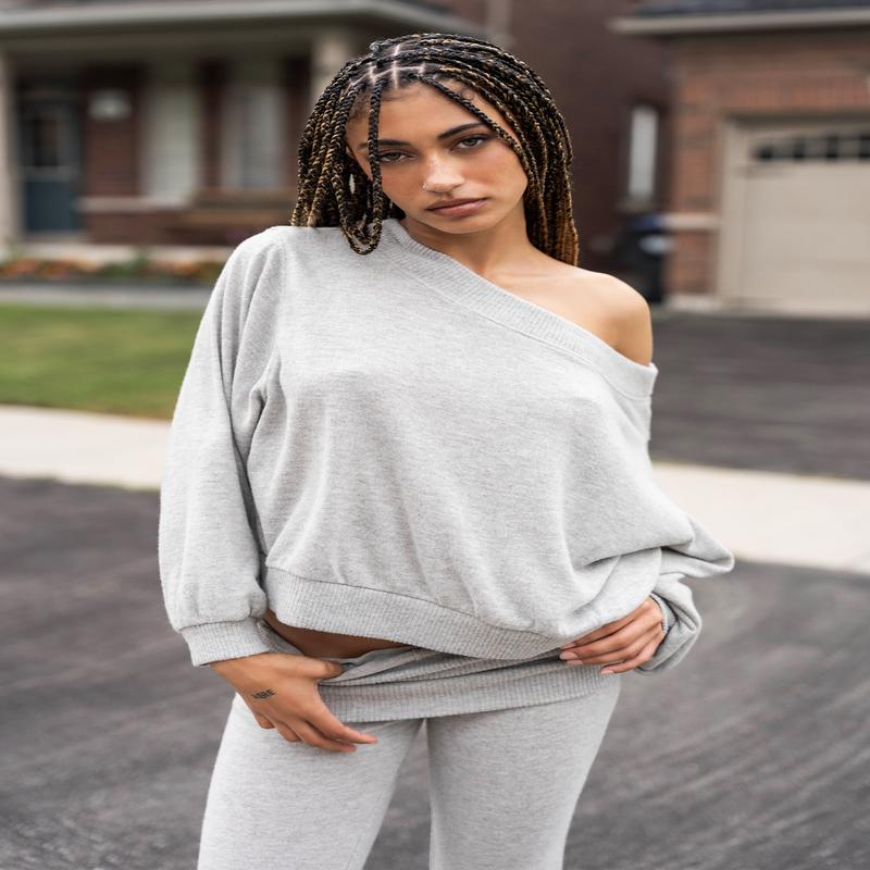 Knit Boat Neck Long Sleeve Top