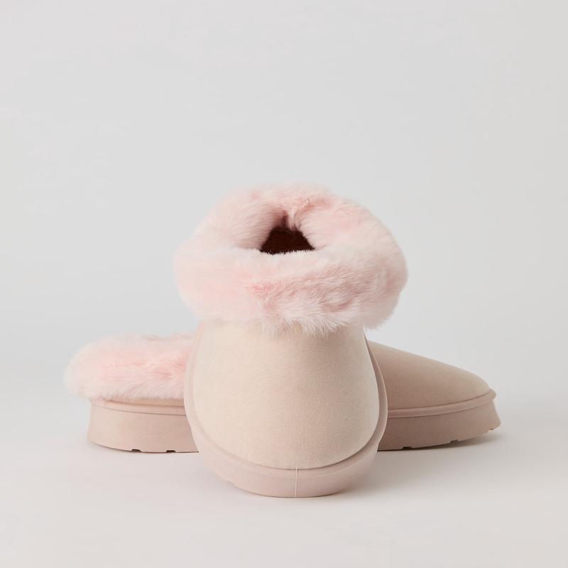 Pantoufles-bottillons  semelle plateforme avec bord en similifourrure