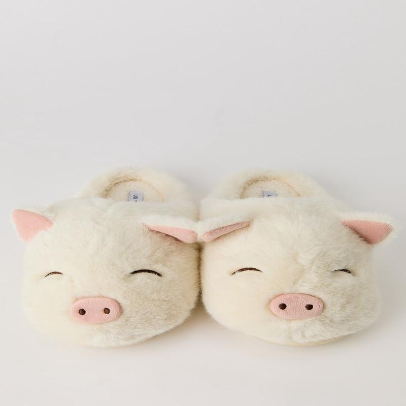 Plush Pig Slippers