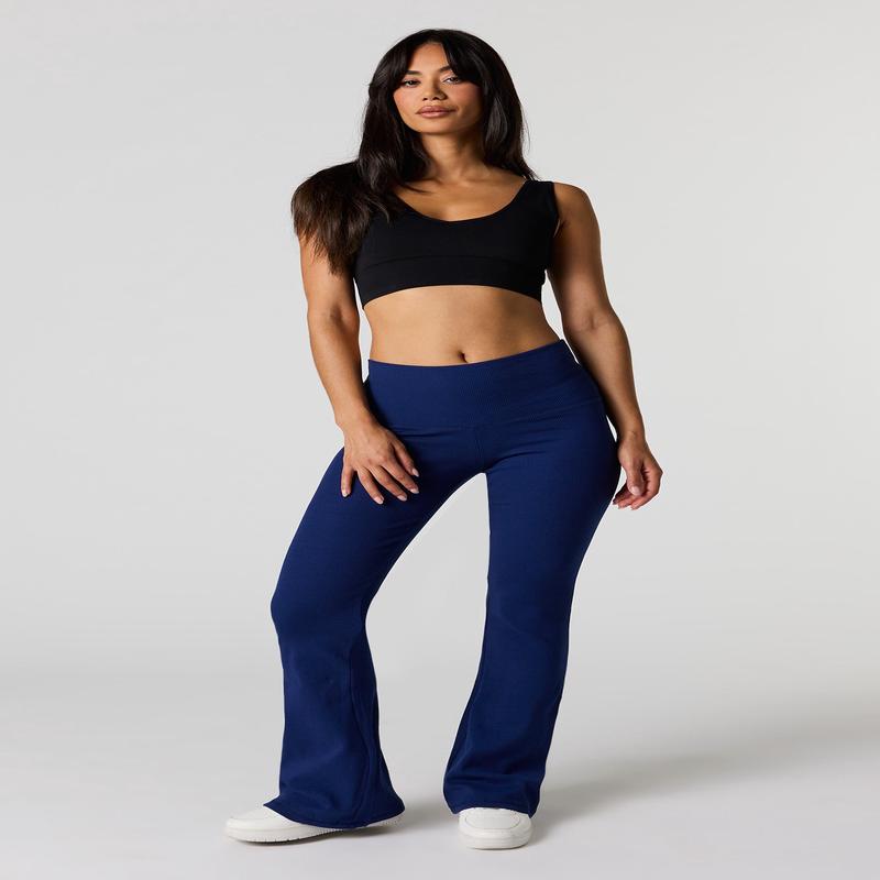Active Ribbed Flare Pant