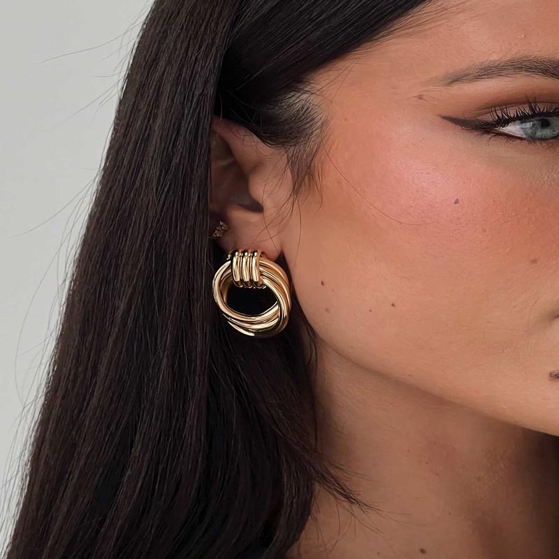 Big Star Linked Earrings Gold