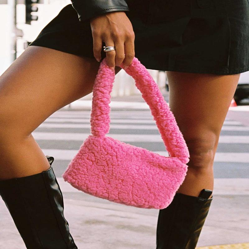Marion Fluffy Shoulder Bag Pink