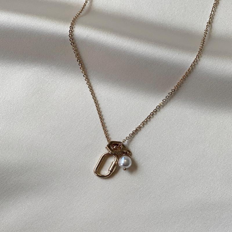 Schofield Pearl Necklace Gold