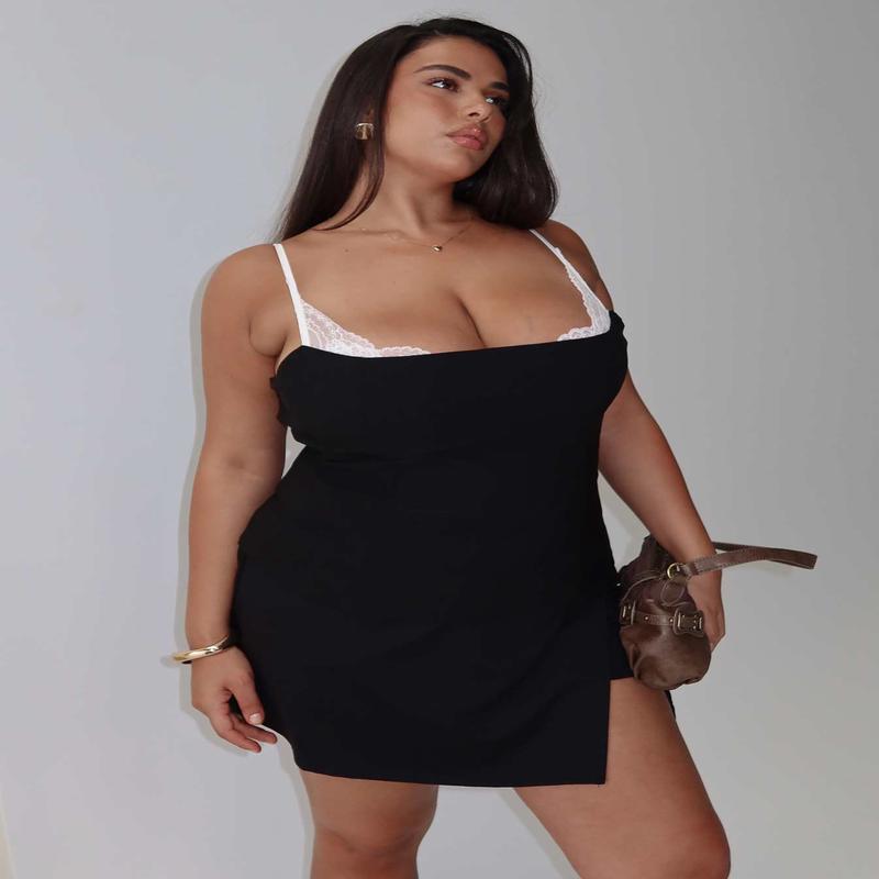 Renaissance Corset Lace Top Black / White Curve