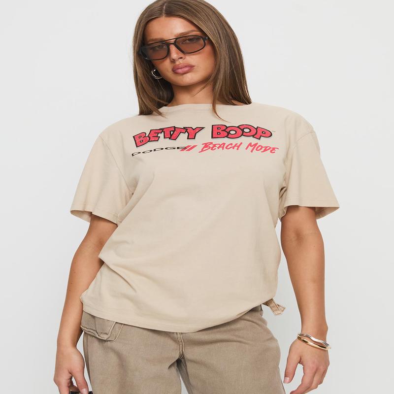 Betty Boop Beach Mode Oversized Graphic Top Washed White