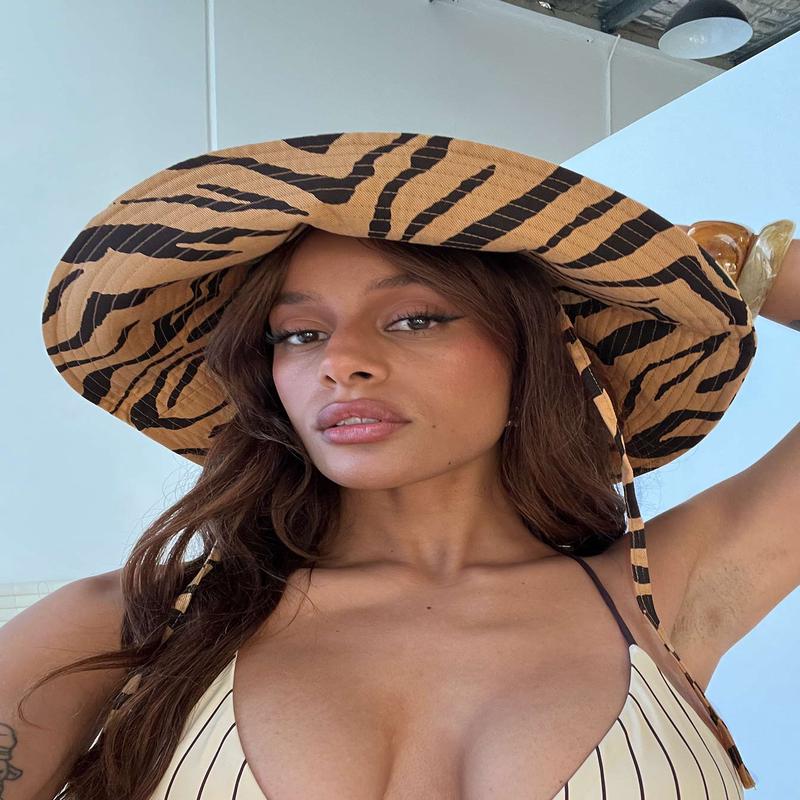 Samual Oversized Bucket Hat Tiger