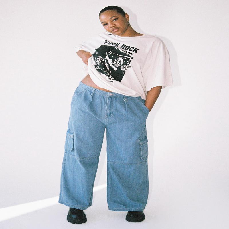 Paige Mid Rise Cargo Jean Denim Curve