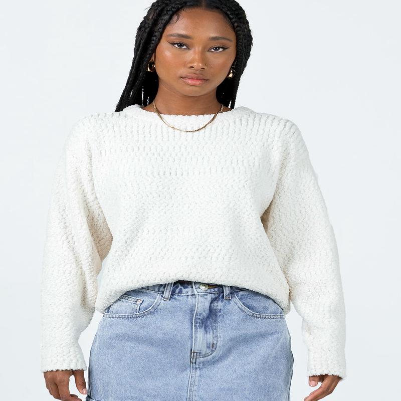 Highview Boucle Sweater White