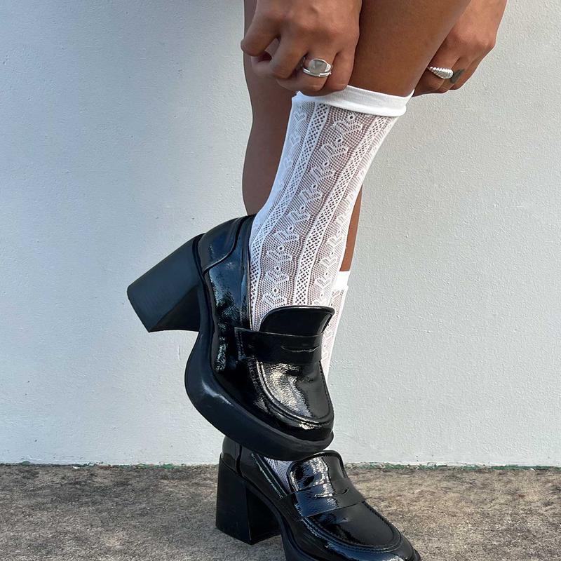 Yelena Heart Socks White