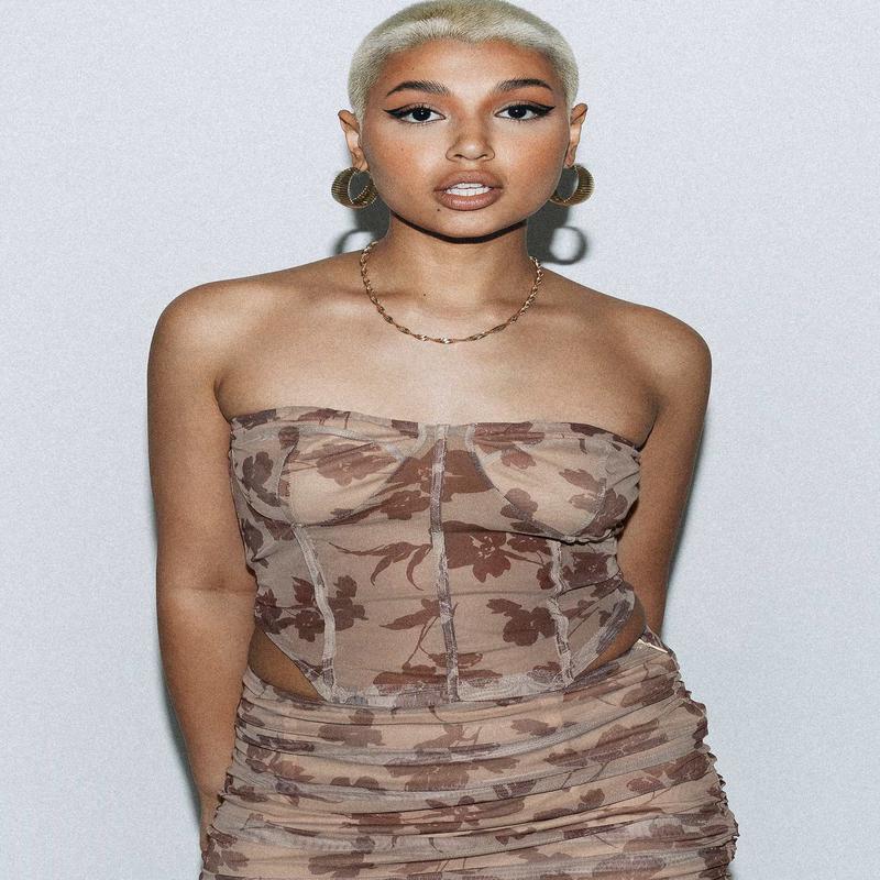 Tanzi Strapless Top Beige