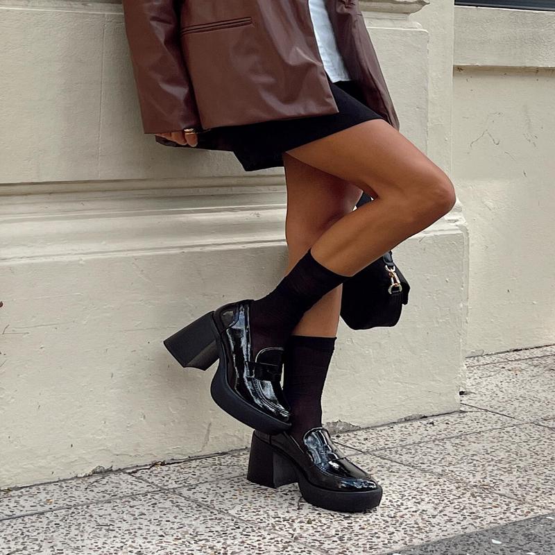 Metropolitan Heels Black