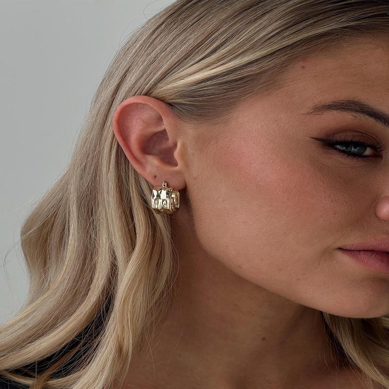 Fast Nights Earrings Gold