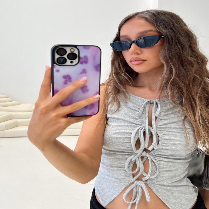 Taila Iphone Case Blurred Floral