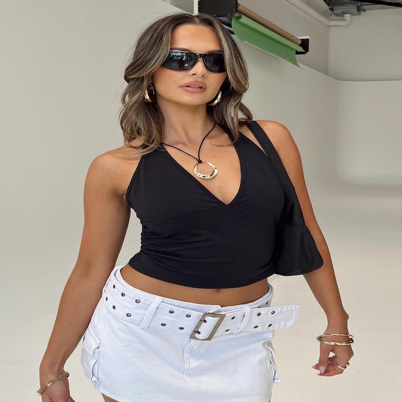 Larkai Halter Top Black